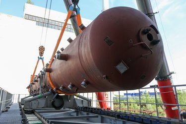 Установка барабана котлоагрегата на эстакаду, июнь 2024
