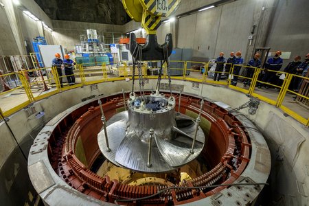 Установка нового рабочего колеса гидроагрегата №3, 2022 год