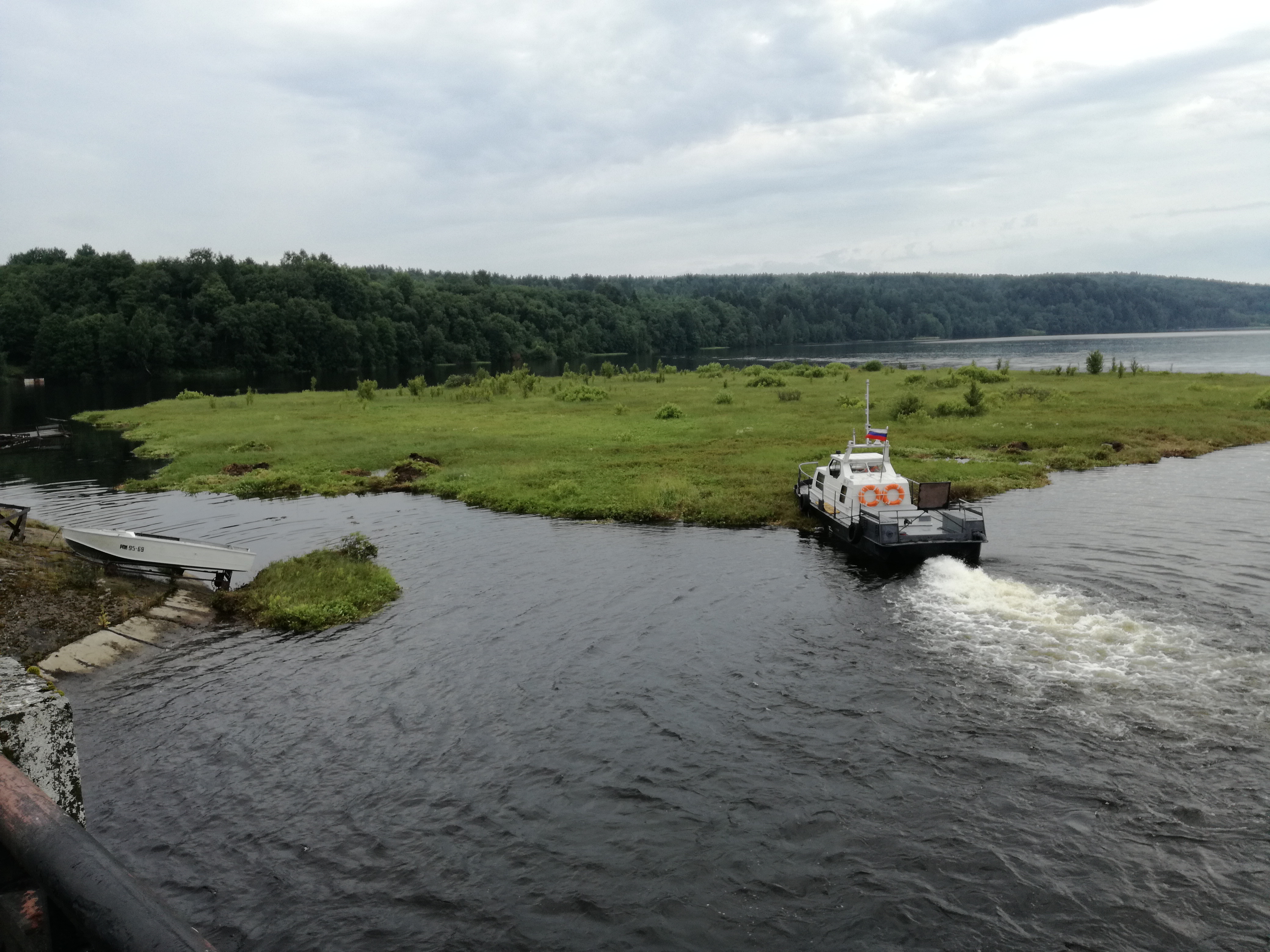 Towing a floating island to a safe place