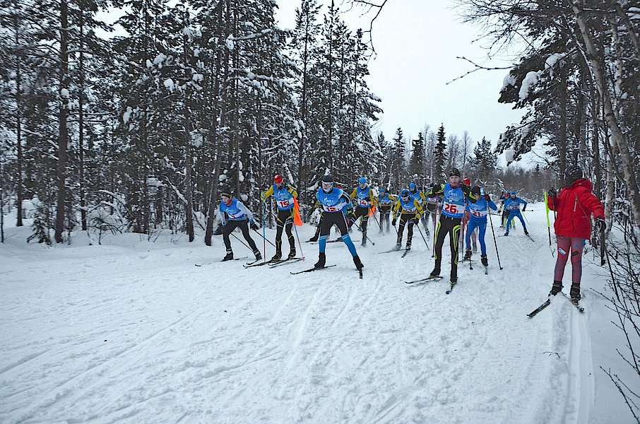 Лыжный спорт в кольском районе. Лыжня героев Заполярья. Мурмаши Лыжня. Лыжная трасса в Мурмашах. Лыжная база Мурмаши.
